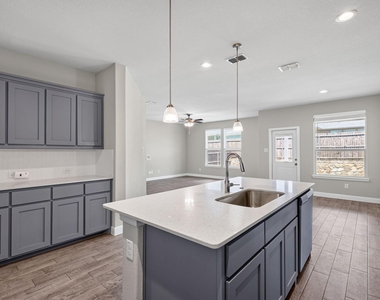841 Blackhorse Trail - Photo Thumbnail 17