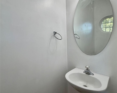 4058 Glenlea Commons Drive - Photo Thumbnail 14