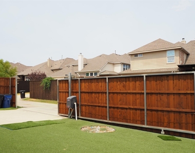 14012 Badger Creek Drive - Photo Thumbnail 6