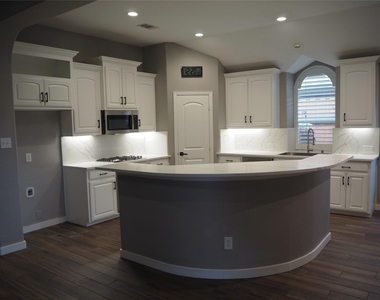 14012 Badger Creek Drive - Photo Thumbnail 7