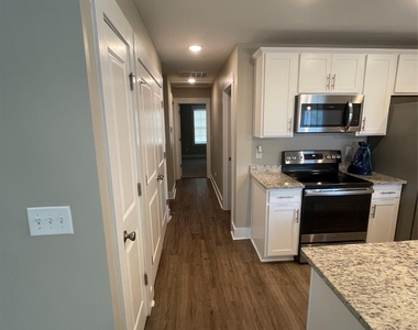 317 Salisbury Road - Photo Thumbnail 3