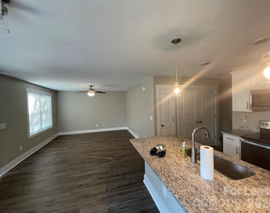 317 Salisbury Road - Photo Thumbnail 2