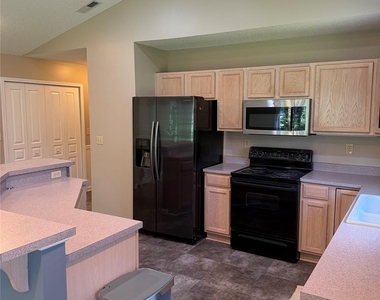 37 Sunview Circle - Photo Thumbnail 8
