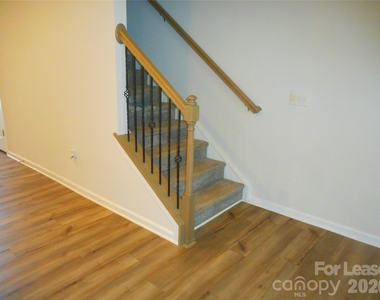12715 Wandering Brook Drive - Photo Thumbnail 9