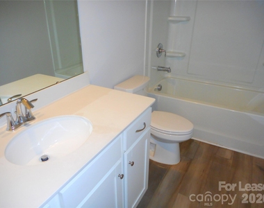 12715 Wandering Brook Drive - Photo Thumbnail 13