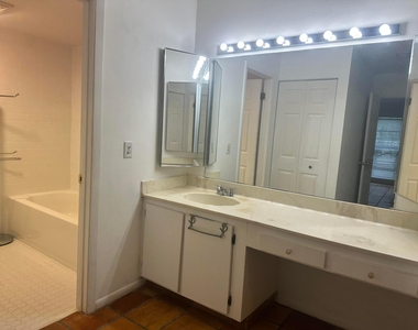 21535 Cypress Hammock Drive - Photo Thumbnail 12