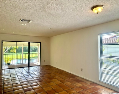 21535 Cypress Hammock Drive - Photo Thumbnail 9