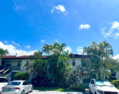 21535 Cypress Hammock Drive - Photo Thumbnail 4
