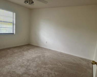 21535 Cypress Hammock Drive - Photo Thumbnail 13