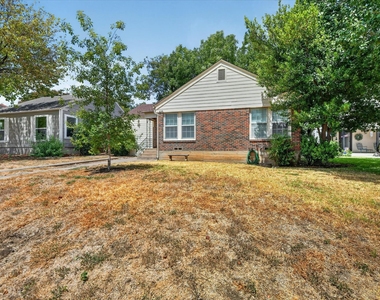 4216 Donnelly Avenue - Photo Thumbnail 2