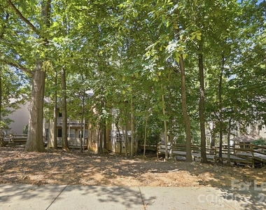6000 Gray Gate Lane - Photo Thumbnail 28