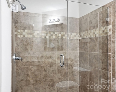6000 Gray Gate Lane - Photo Thumbnail 22