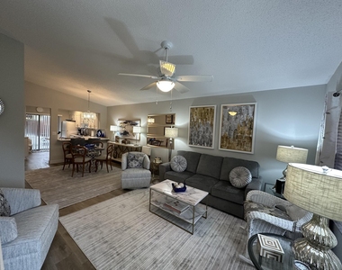 8075 Se Villa Circle - Photo Thumbnail 8