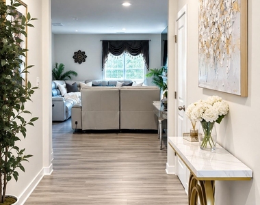 11213 Cardinal Creek Avenue - Photo Thumbnail 1