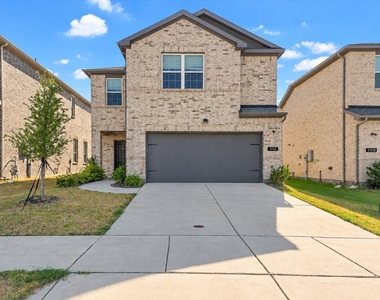 1012 Portina Drive - Photo Thumbnail 1