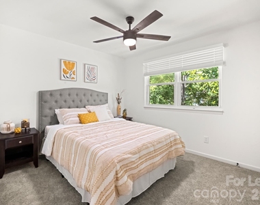 8211 Park Vista Circle - Photo Thumbnail 12