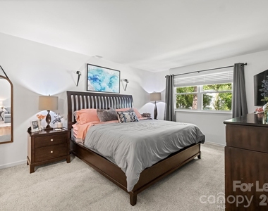 8211 Park Vista Circle - Photo Thumbnail 8