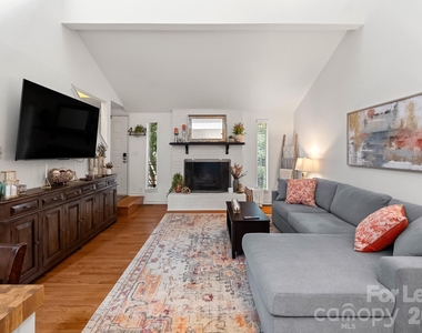 8211 Park Vista Circle - Photo Thumbnail 1