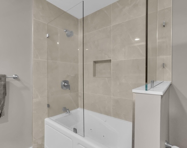 60 Pelican Pointe Drive - Photo Thumbnail 26