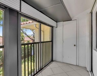 60 Pelican Pointe Drive - Photo Thumbnail 14