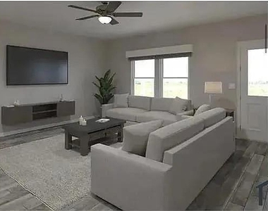1835 Mccree Street - Photo Thumbnail 2