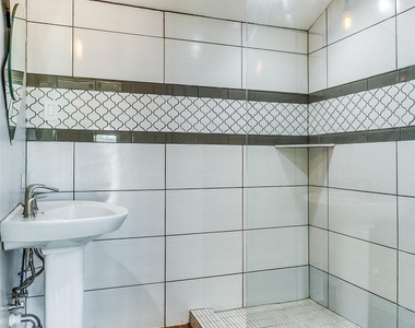 541 Parkhurst Drive - Photo Thumbnail 7