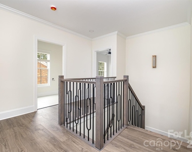 816 Walnut Avenue - Photo Thumbnail 17