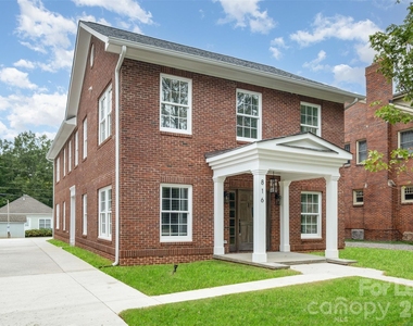 816 Walnut Avenue - Photo Thumbnail 3