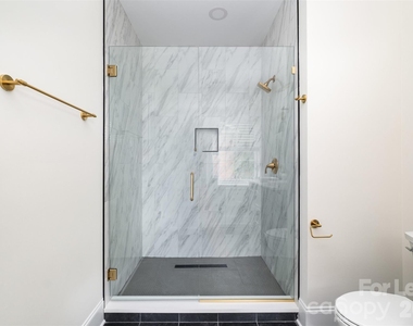 816 Walnut Avenue - Photo Thumbnail 22