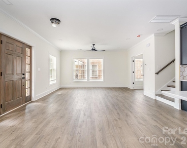 816 Walnut Avenue - Photo Thumbnail 7