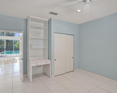 11340 Lakeshore Drive - Photo Thumbnail 37