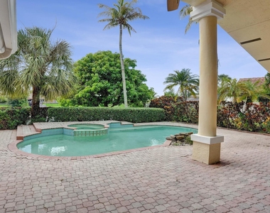 11340 Lakeshore Drive - Photo Thumbnail 50