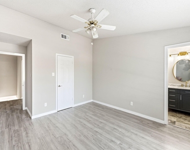 14333 Preston Road - Photo Thumbnail 24