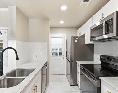 14333 Preston Road - Photo Thumbnail 8