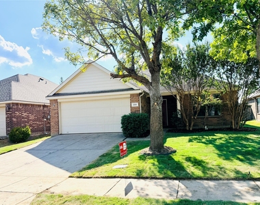 214 Lavaca Drive - Photo Thumbnail 1