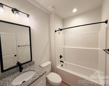 1500 Hollyleaf Avenue - Photo Thumbnail 17