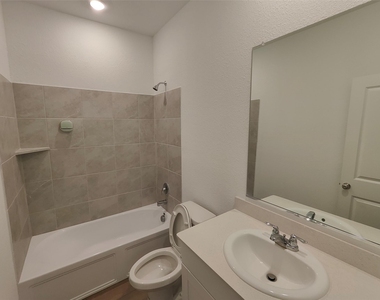 8416 Butterfly Lane - Photo Thumbnail 20