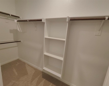 8416 Butterfly Lane - Photo Thumbnail 18