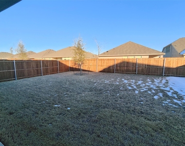 8416 Butterfly Lane - Photo Thumbnail 28