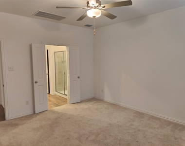8416 Butterfly Lane - Photo Thumbnail 16