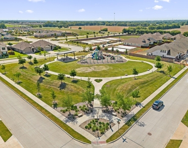 8416 Butterfly Lane - Photo Thumbnail 36