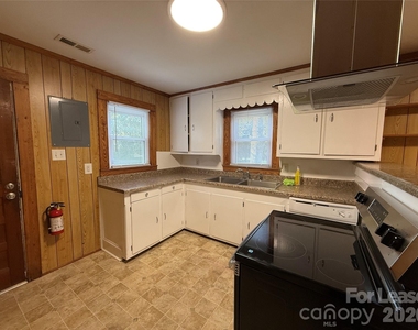 430 Corinth Church Road - Photo Thumbnail 9