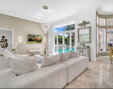 10851 Japonica Court - Photo Thumbnail 16