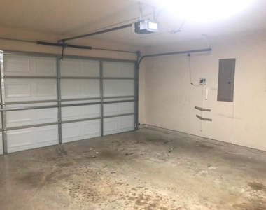 4513 Waterford Drive - Photo Thumbnail 15