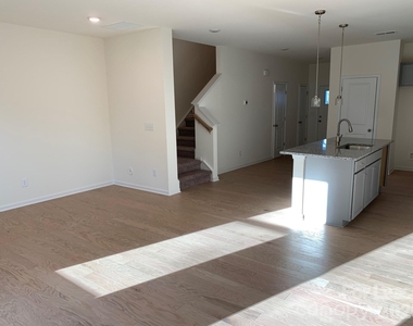 110 Quinn Road - Photo Thumbnail 15