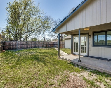 1242 Delores Drive - Photo Thumbnail 22