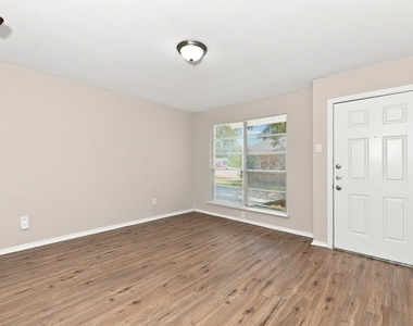 4349 Chestnut Drive - Photo Thumbnail 2
