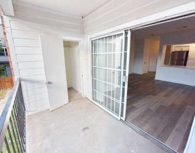 3701 Cedarplaza Lane - Photo Thumbnail 15