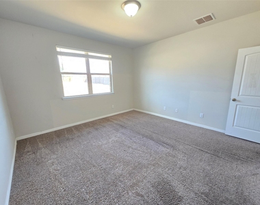 2009 Rosebury Lane - Photo Thumbnail 10