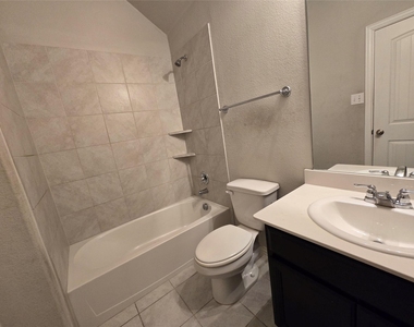 2009 Rosebury Lane - Photo Thumbnail 24